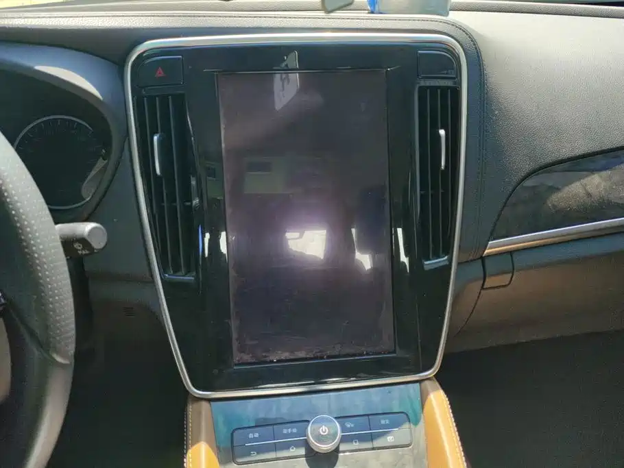 BYD Qin NEV — миниатюра 13