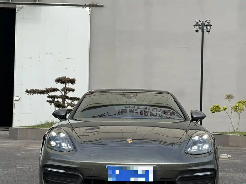 Porsche Panamera — миниатюра 2