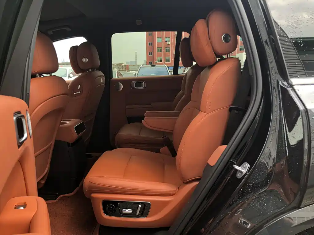 Li Auto Li L8 — миниатюра 9