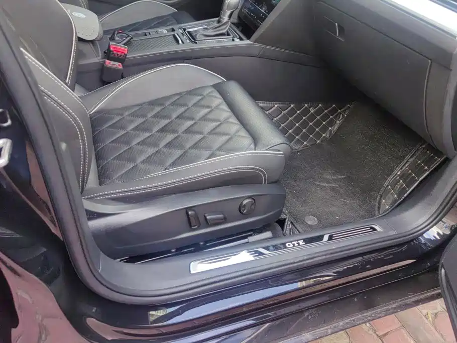 Volkswagen Magotan PHEV — миниатюра 8