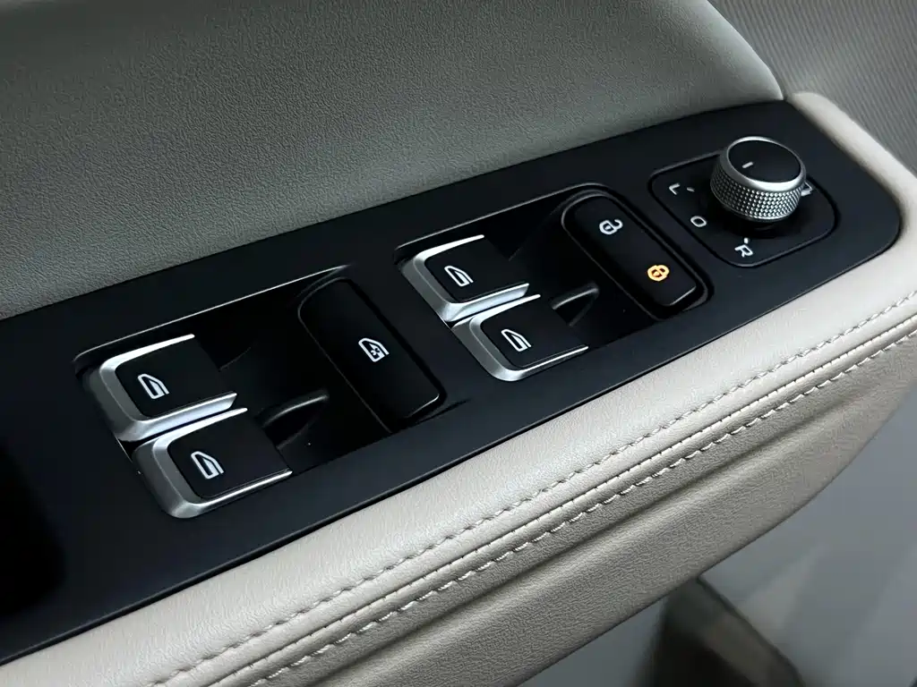Geely Icon — миниатюра 14