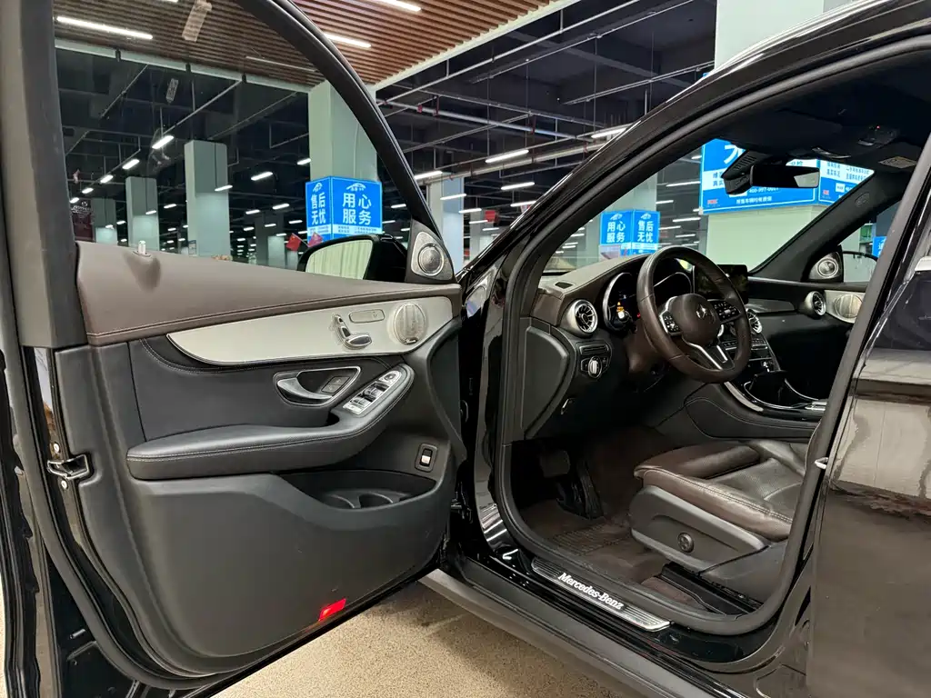 Mercedes-Benz GLC 2021 GLC 260 L 4MATIC