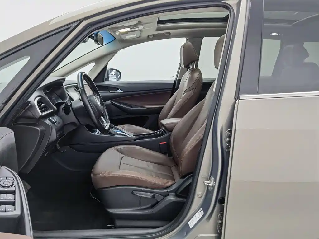 Buick GL6 — миниатюра 10