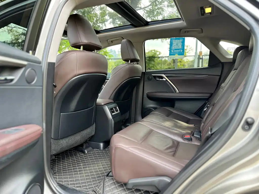Lexus RX — миниатюра 5