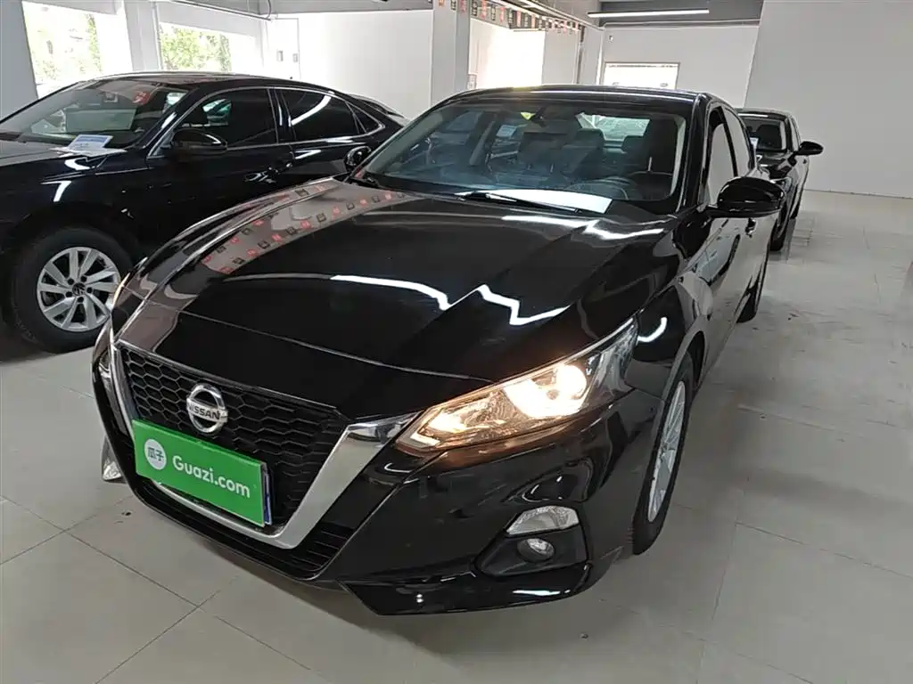 Nissan Teana 2022