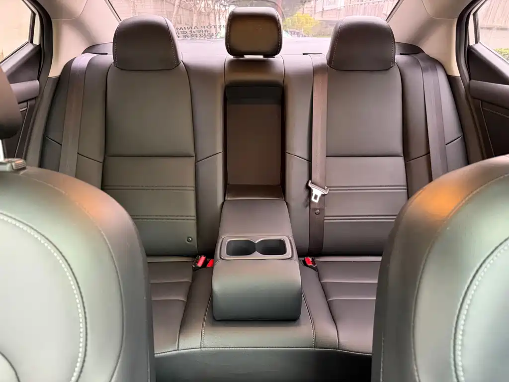 Nissan Sylphy — миниатюра 16
