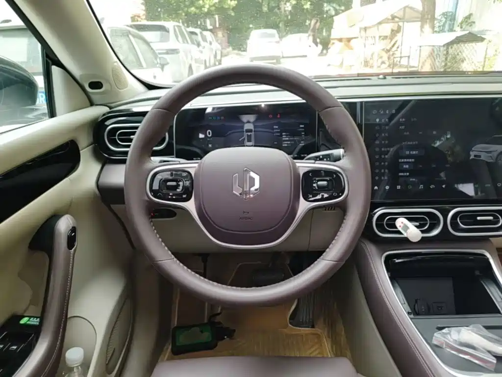 Leapmotor Leapmotor C11 — миниатюра 11