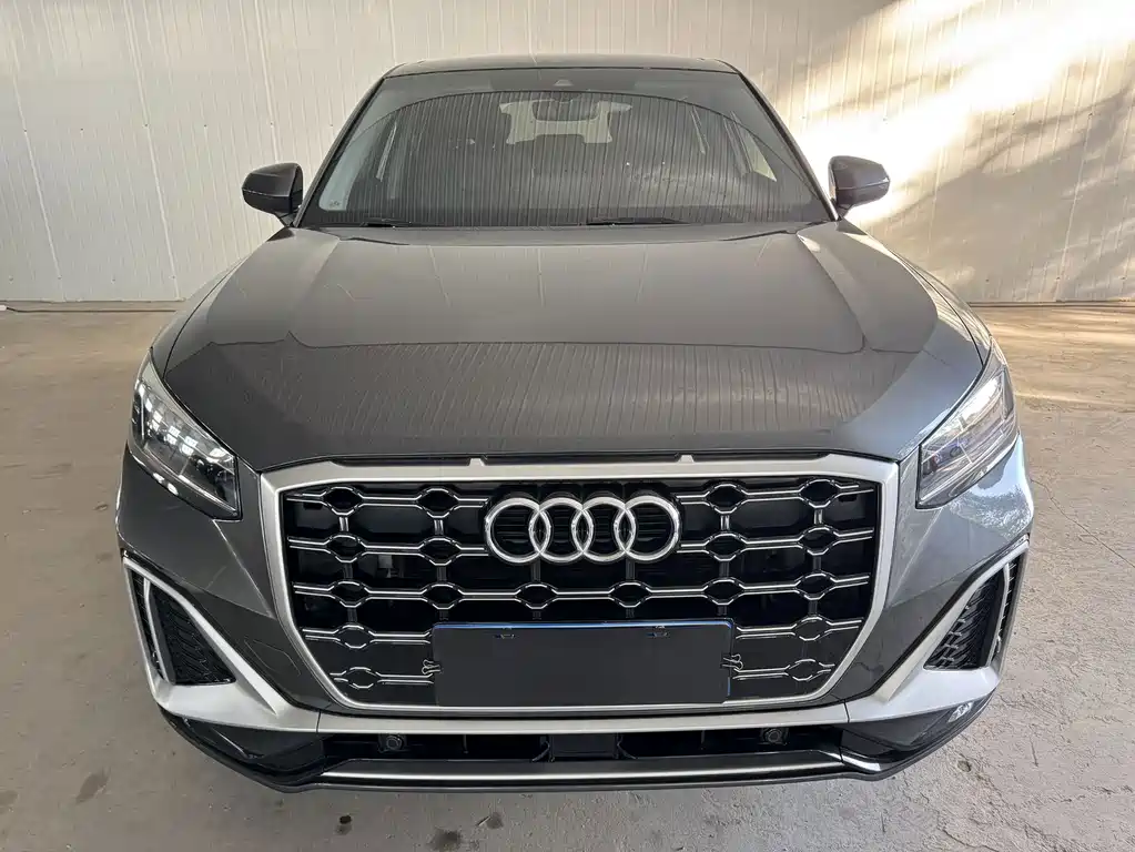 Audi Q2L — миниатюра 3
