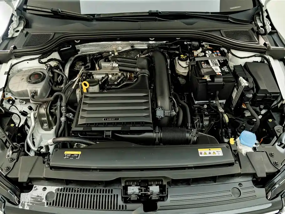 Volkswagen Golf — миниатюра 24