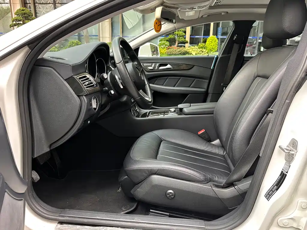 Mercedes-Benz CLS 2015 CLS 320