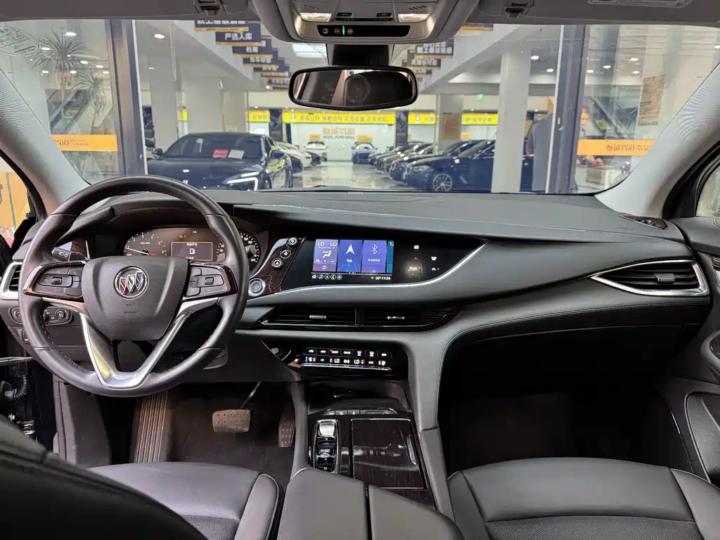 Buick Enclave 2022 652T Luxury 7 мест