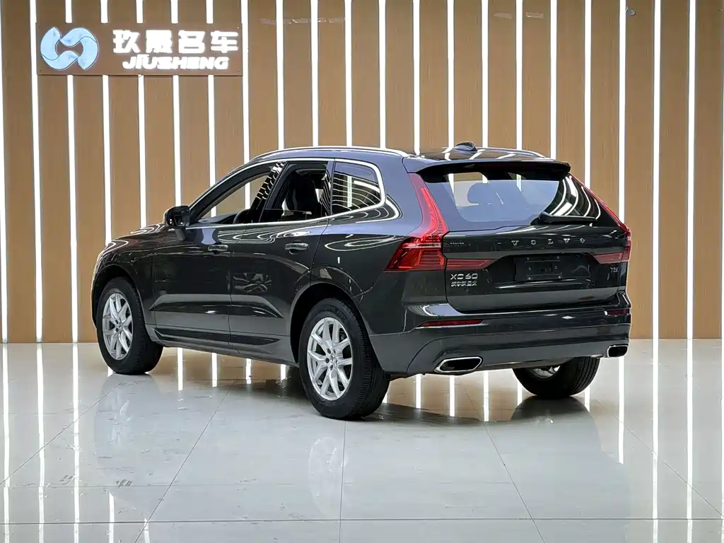 Volvo XC60 — миниатюра 10