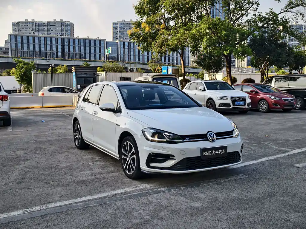 Volkswagen Golf — миниатюра 3
