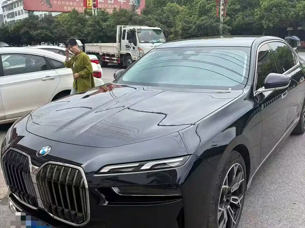 BMW 7 Series 2025