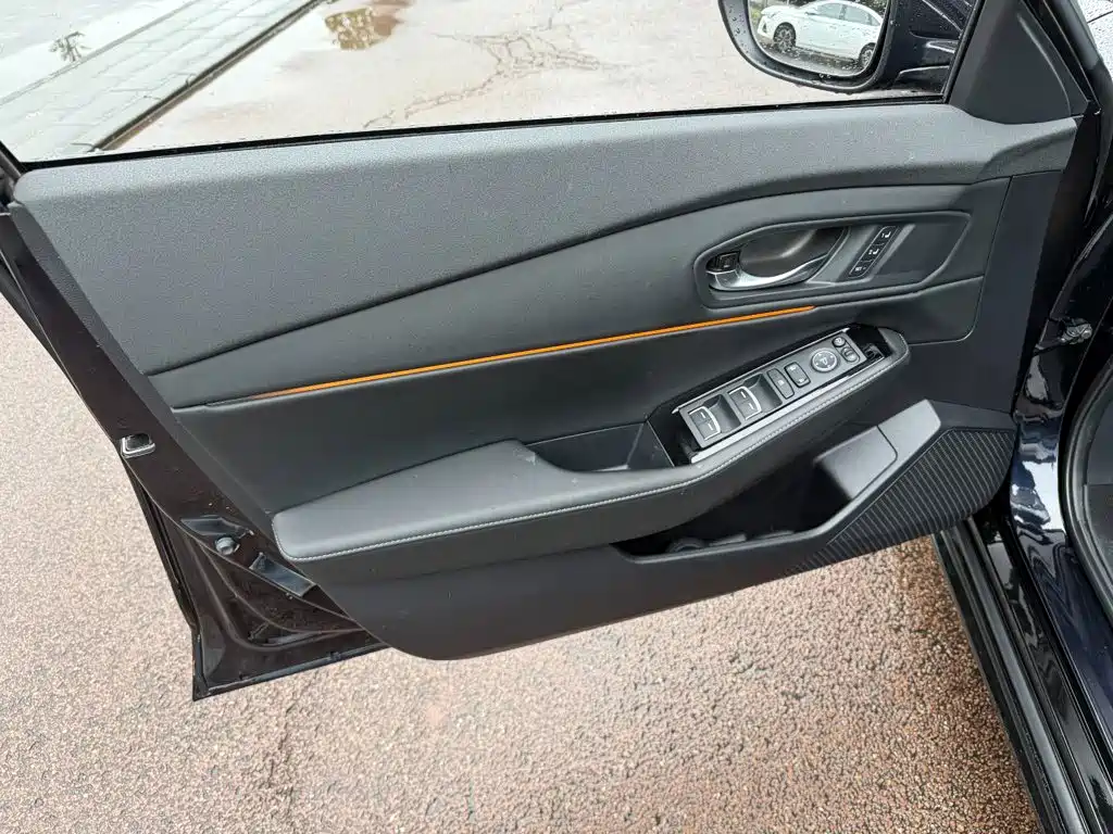 Honda Accord — миниатюра 6