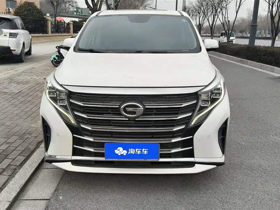 GAC TRUMPCHI M8