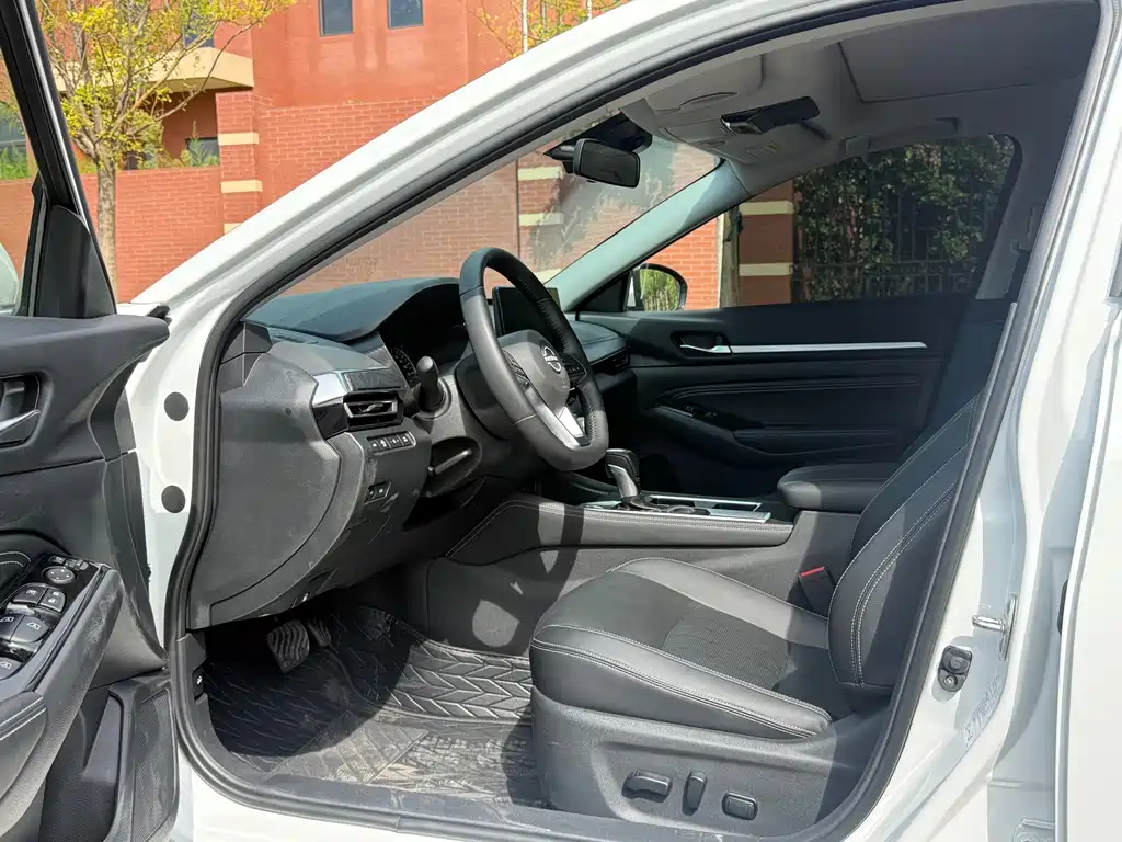 Nissan Teana — миниатюра 4