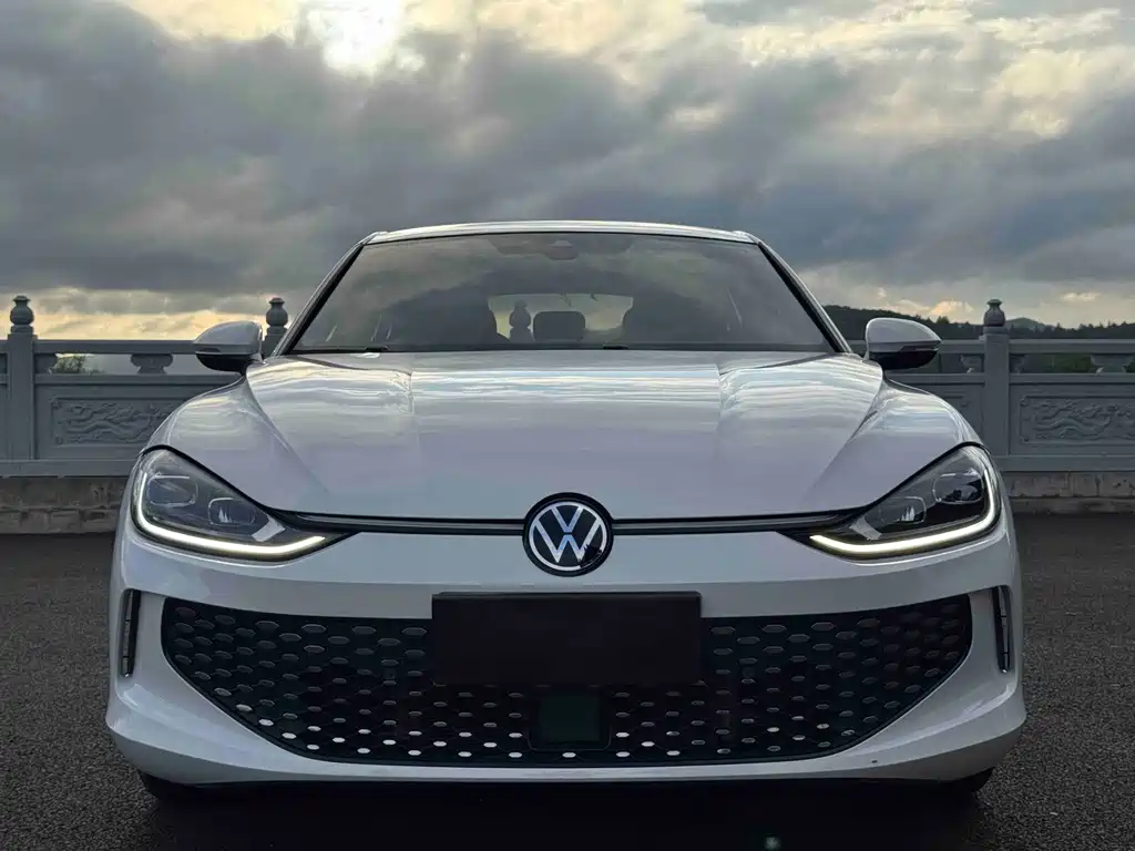 Volkswagen Lamando — миниатюра 2