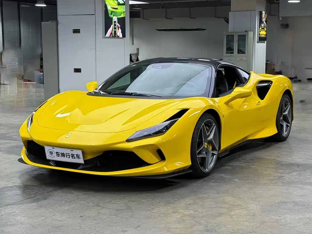 Ferrari F8 2023