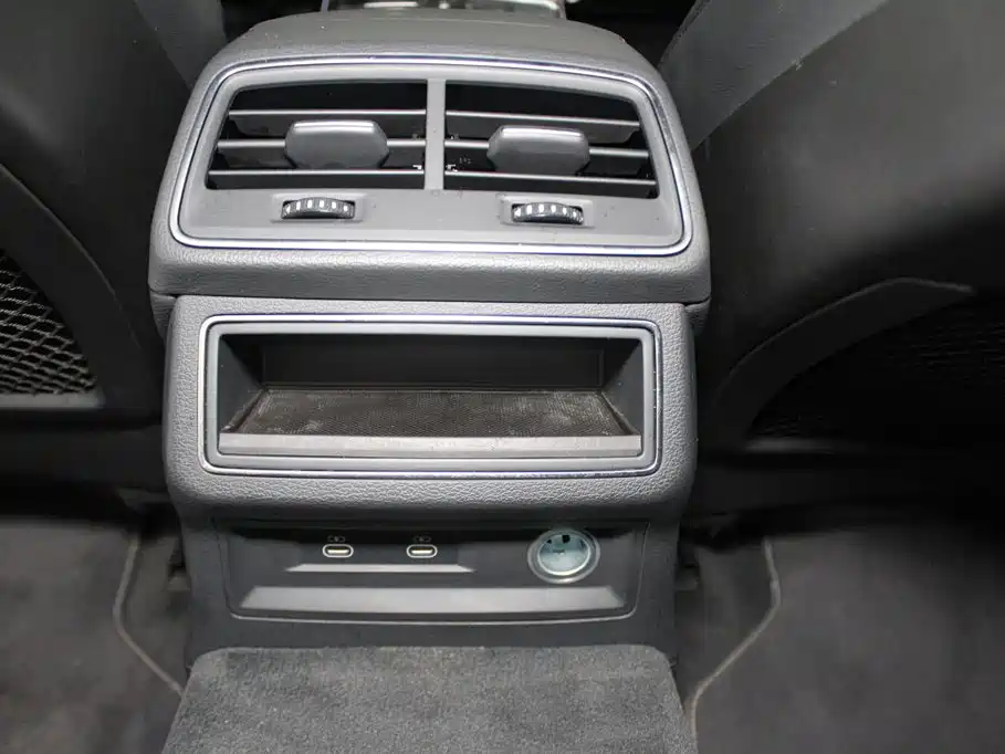 Audi A6L — миниатюра 11