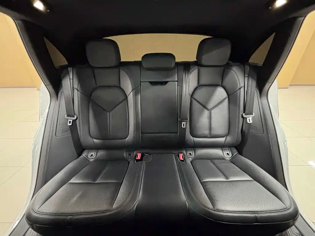 Porsche Macan — миниатюра 24