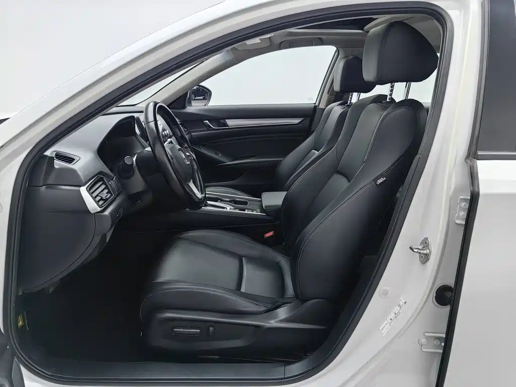 Honda Accord — миниатюра 10
