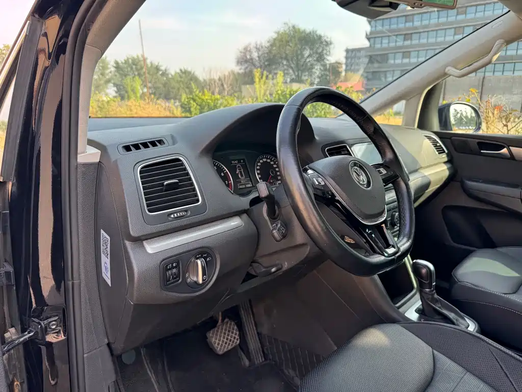 Volkswagen Sharan — миниатюра 14