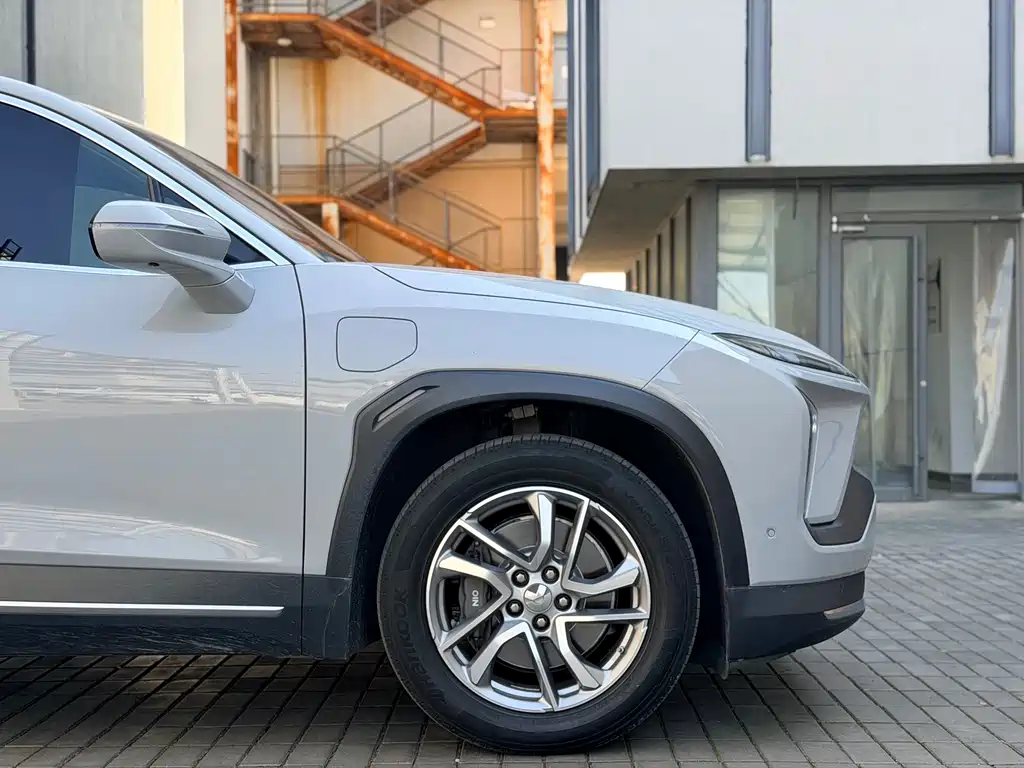 NIO EC6 — миниатюра 10
