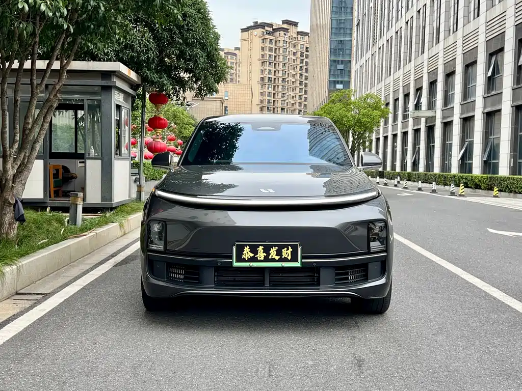 Li Auto Li L8 — миниатюра 2