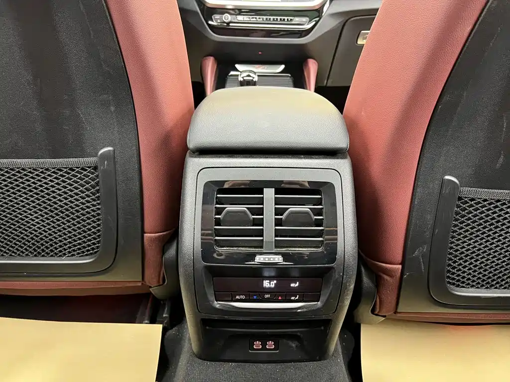 BMW X4 — миниатюра 28