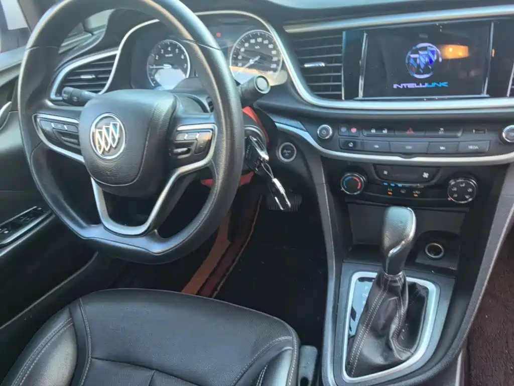 Buick Excelle — миниатюра 10