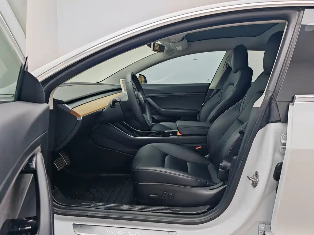 Tesla Model 3 — фотографии объявления, Фото 14