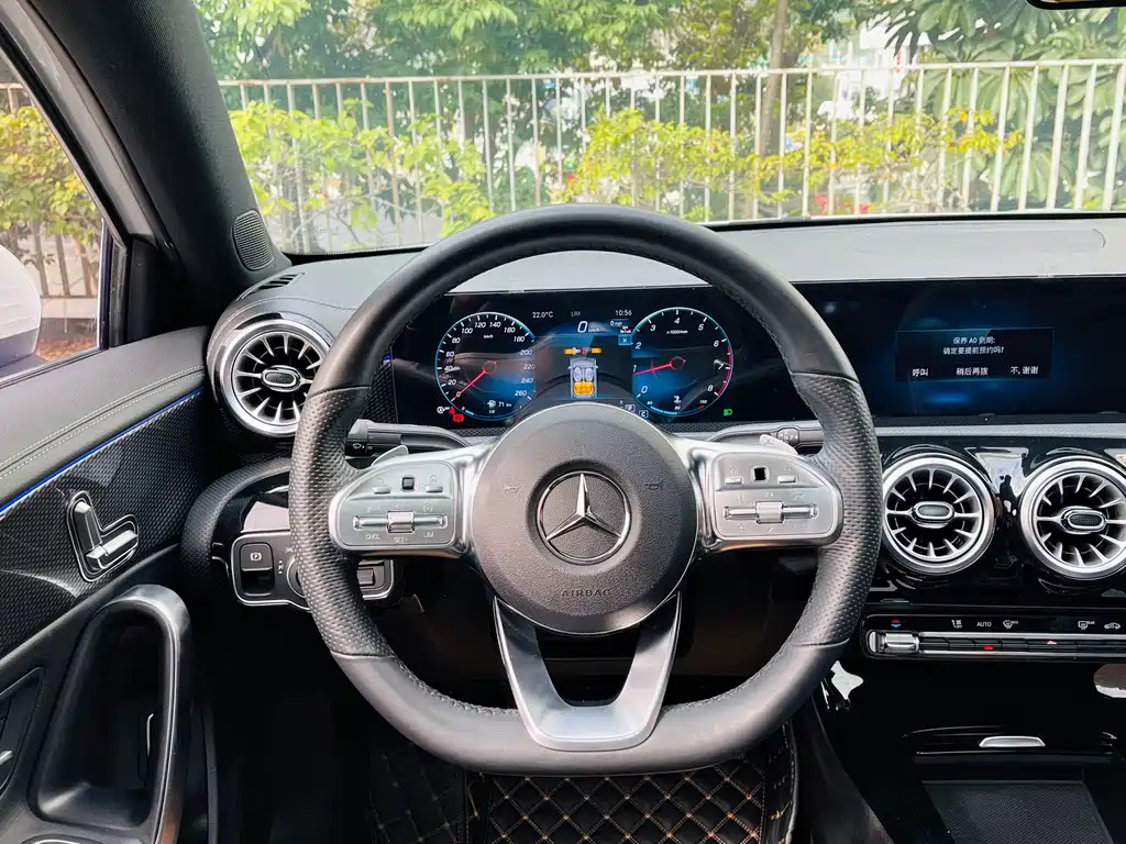 MERCEDES-BENZ A CLASS