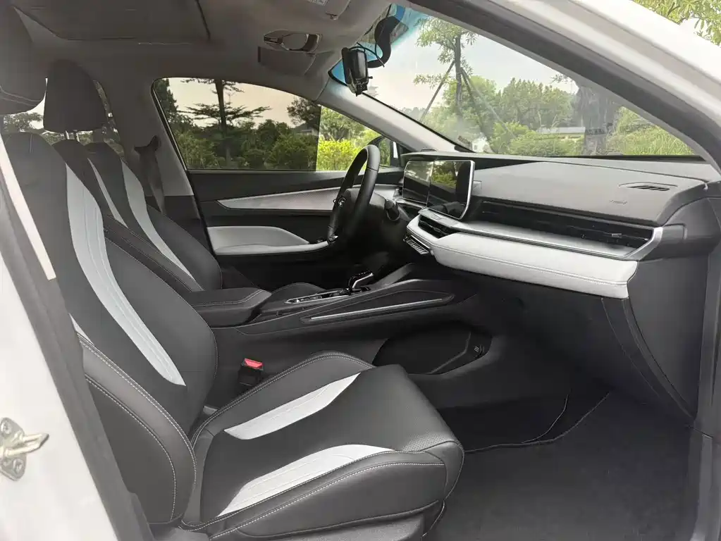 Geely Binrui — миниатюра 10
