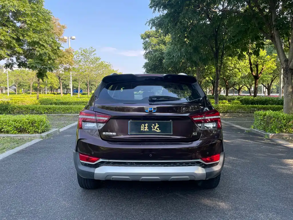 Geely Vision S1 — миниатюра 8
