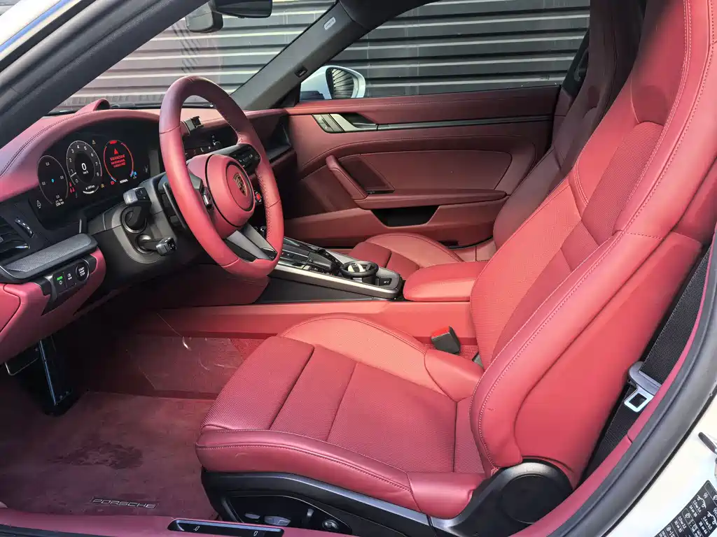 Porsche 911 2025 Carrera 3.0T
