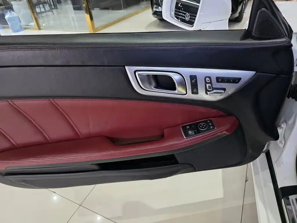 Mercedes-Benz SLC — миниатюра 5
