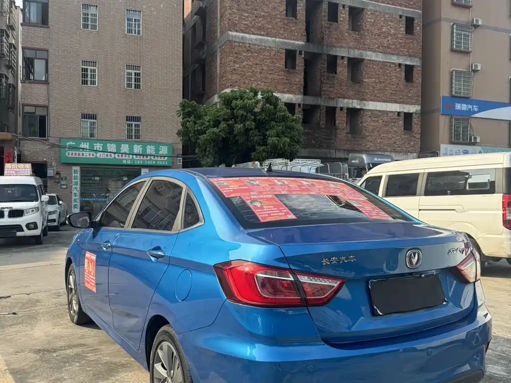 Changan Eado DT — миниатюра 5