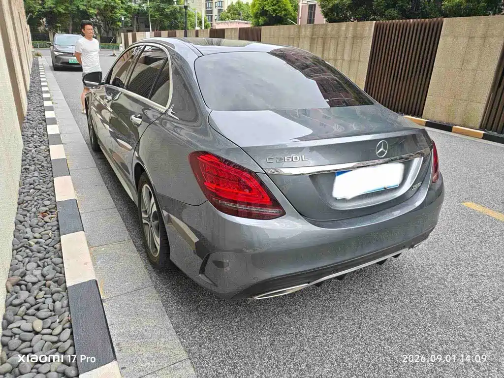 Mercedes-Benz C-Class — миниатюра 4