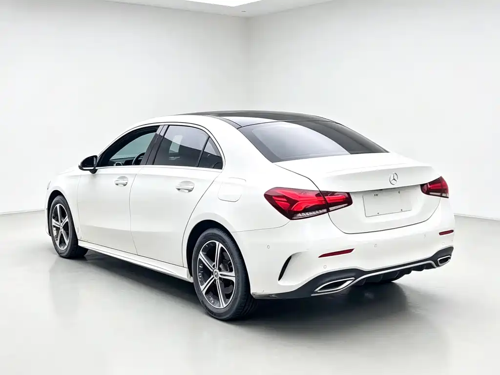 Mercedes-Benz A-Class — миниатюра 11