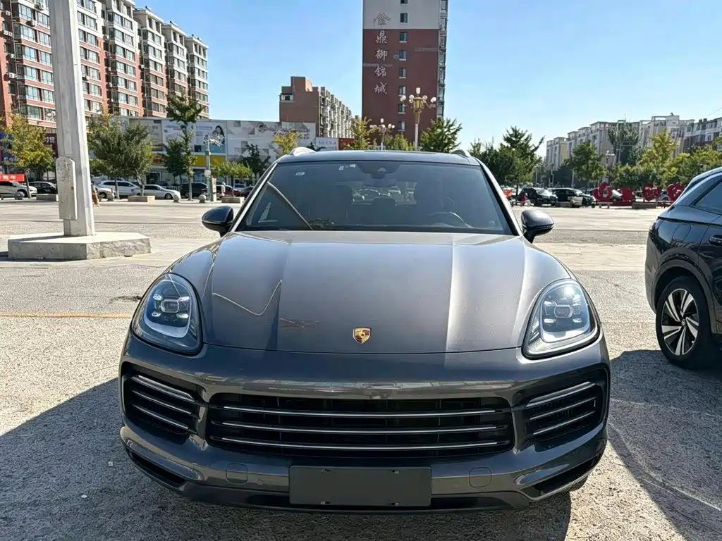 Porsche Cayenne — миниатюра 2