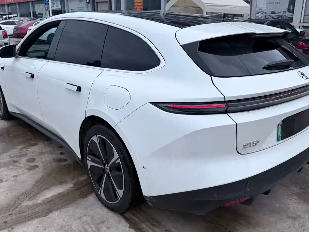 NIO NIO ET5T