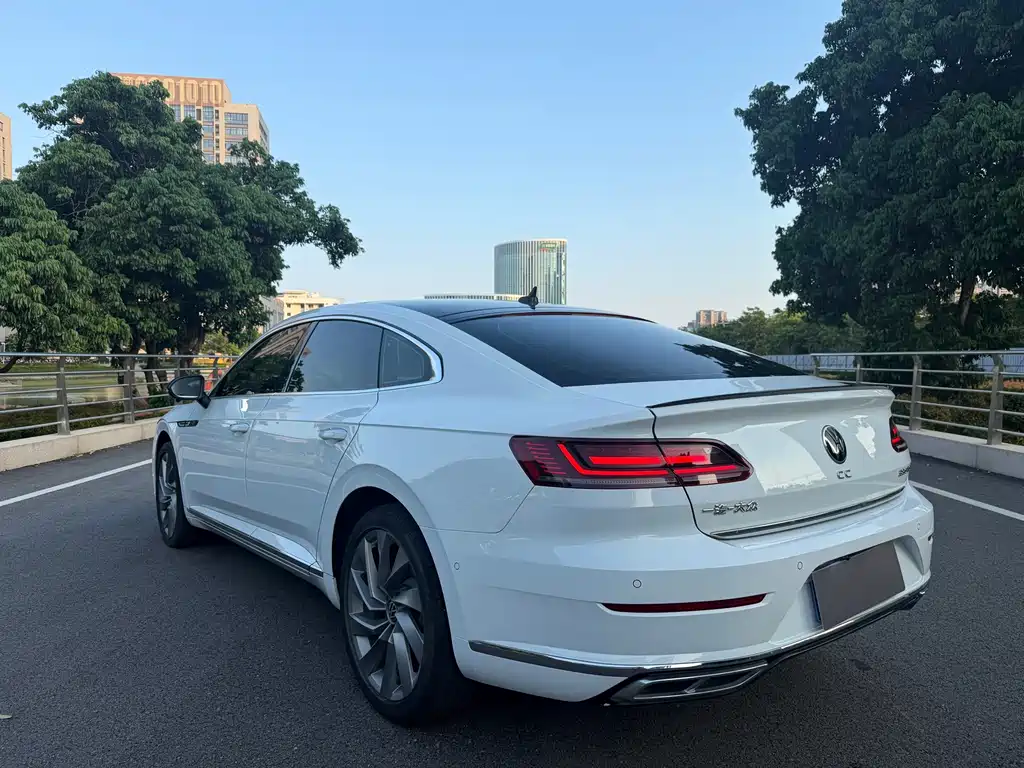 Volkswagen CC — миниатюра 4