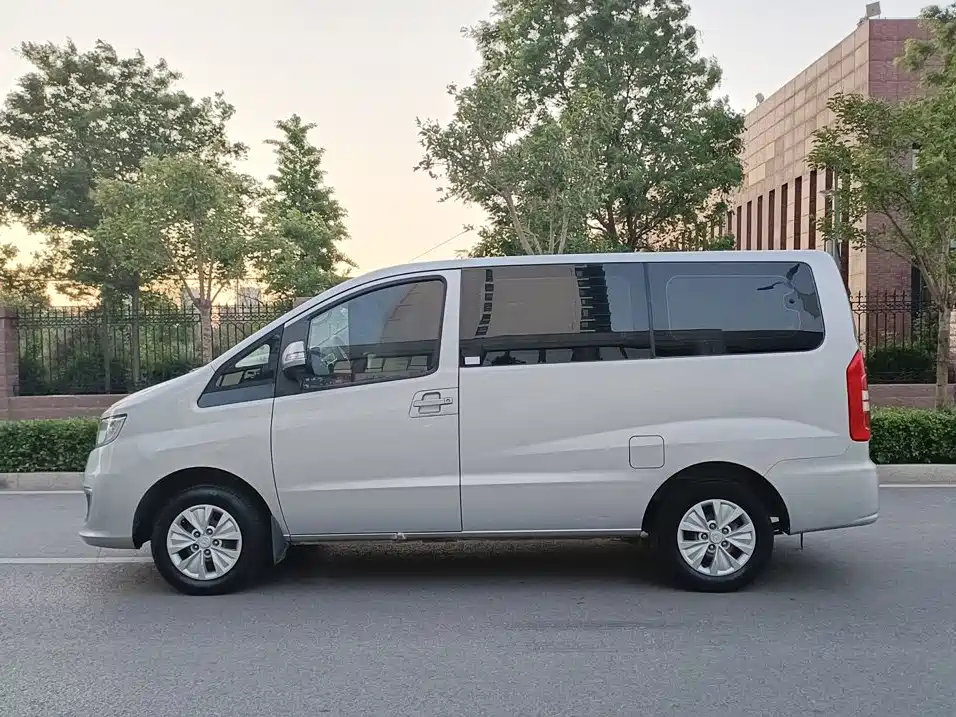 JAC Refine Refine M3 — миниатюра 3