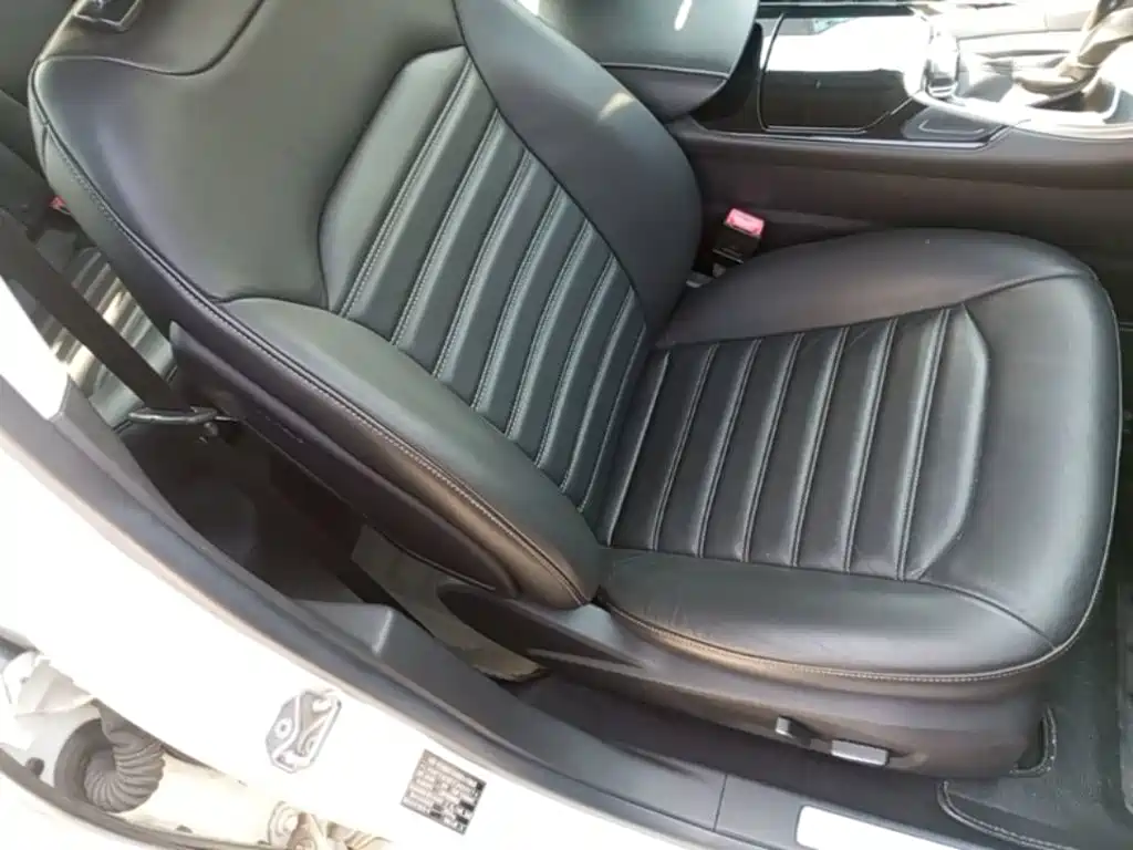Ford Mondeo — миниатюра 25