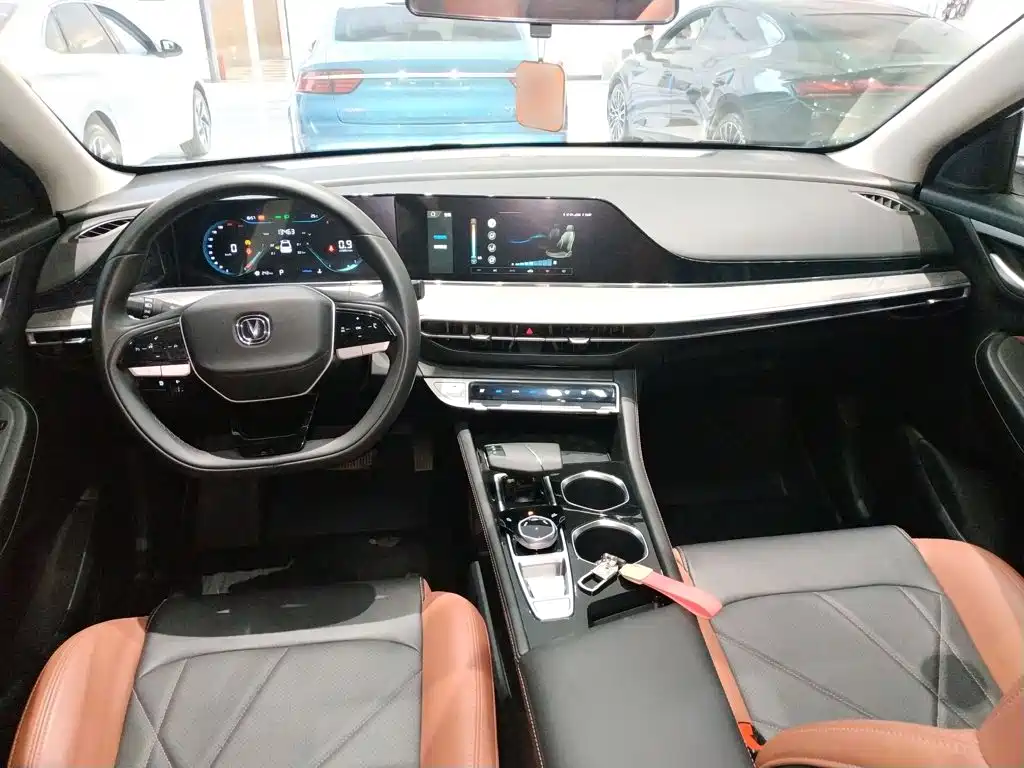 Changan Eado — миниатюра 10