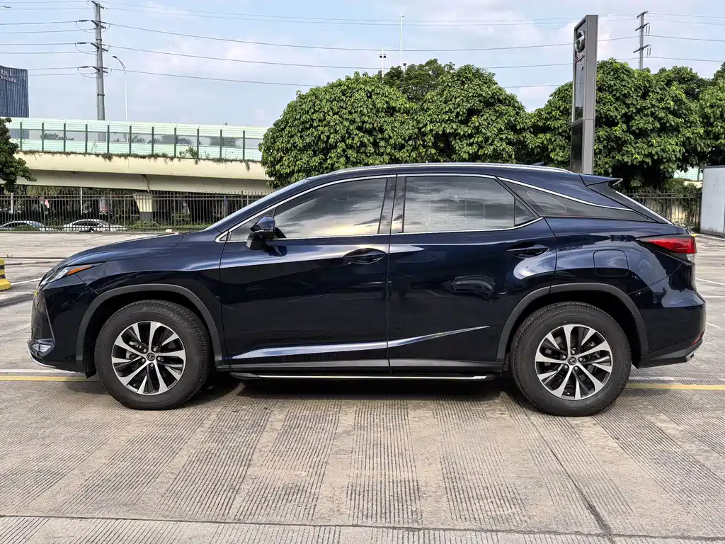Lexus RX — миниатюра 3