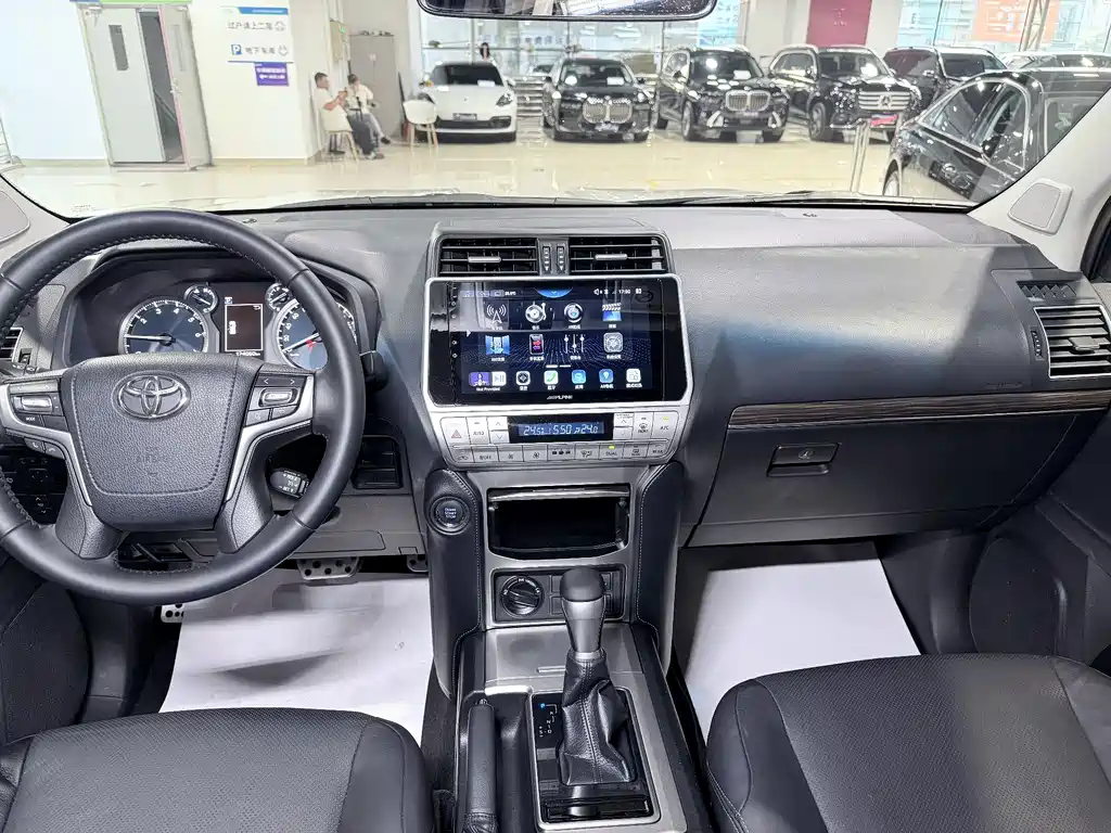 Toyota Prado — миниатюра 14