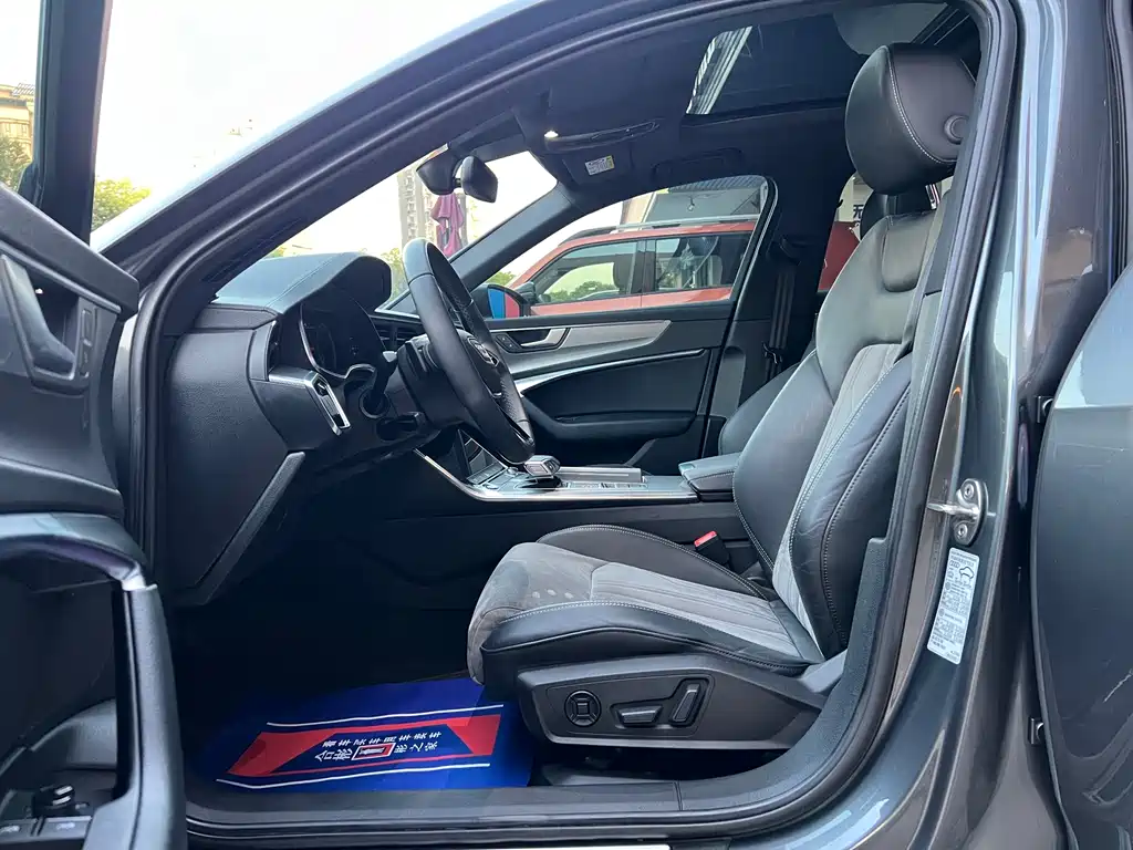 Audi A6L — миниатюра 24