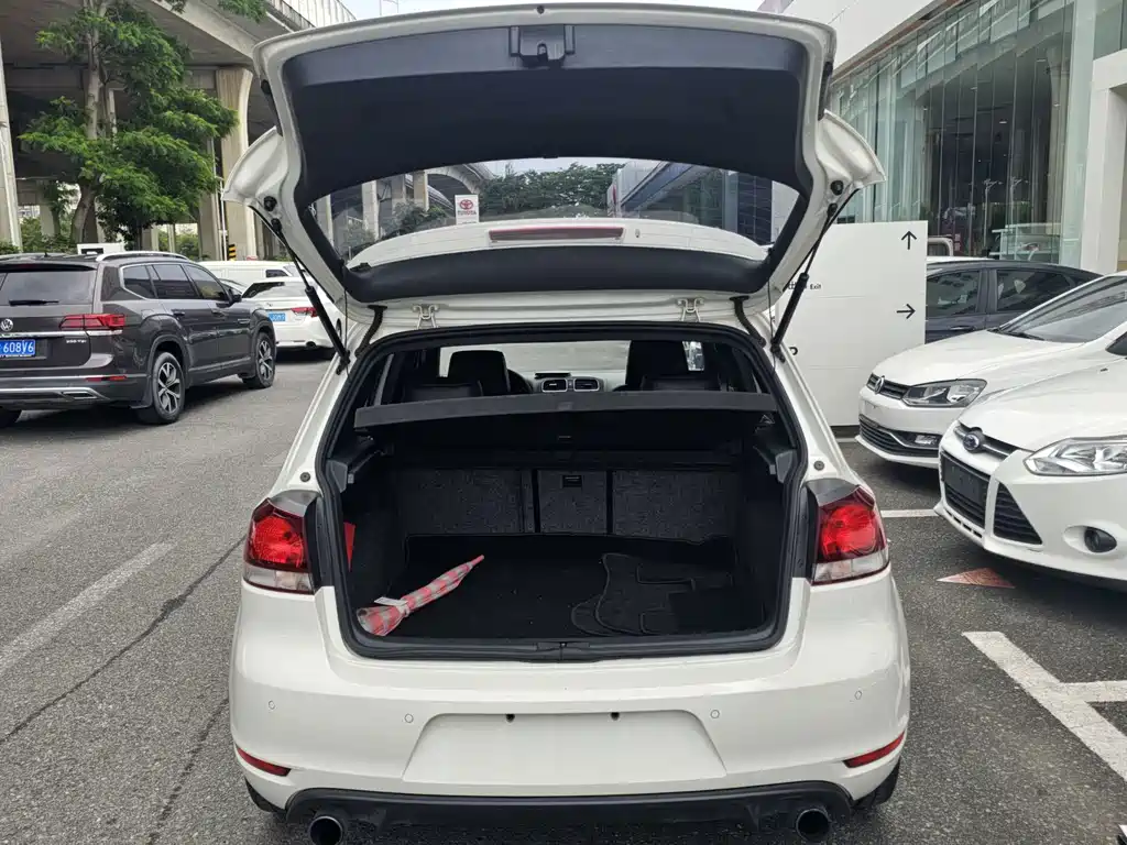 Volkswagen Golf GTI — миниатюра 17